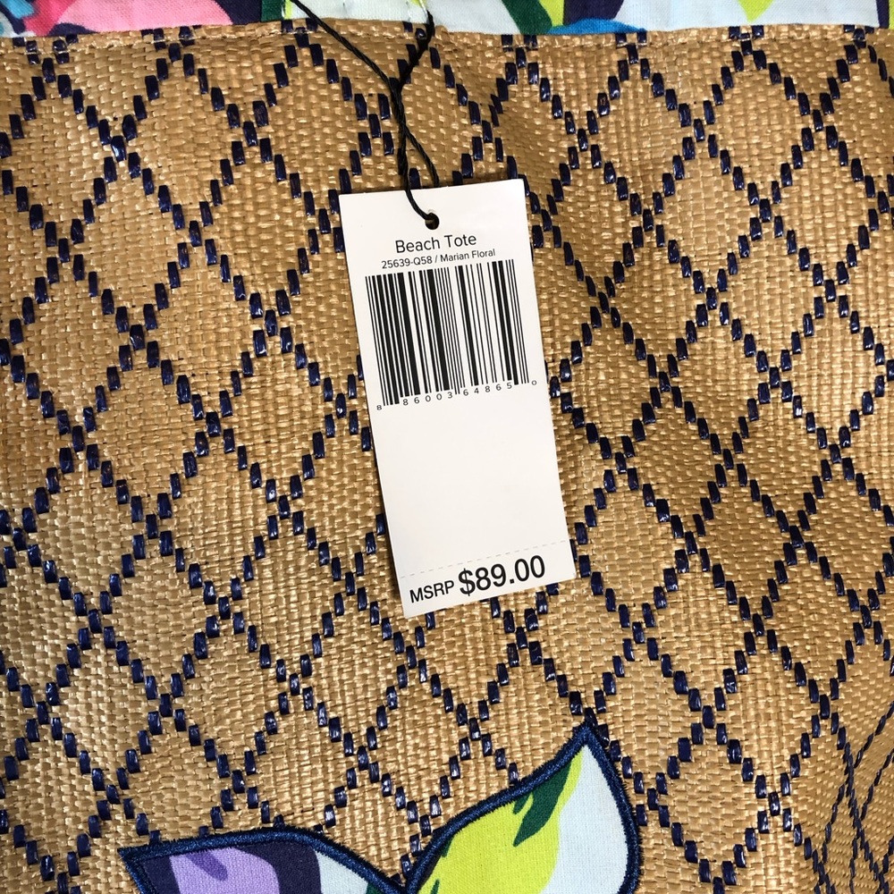 NWT! Vera Bradley Marian Whale Large Beach/Tote Bag. - Picture 8 of 12